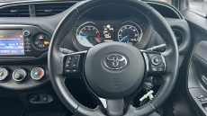 Toyota Yaris 1.5 VVT-i Design 5dr Petrol Hatchback
